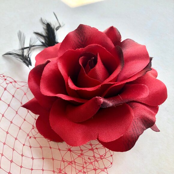 Retro Torture Couture Large Rockabilly Red Rose Hair Clip Fascinator Handmade - Picture 3 of 5